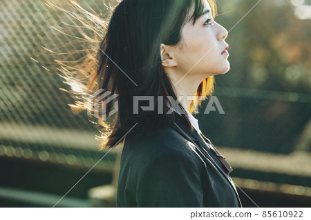 High school girl portrait 85610922