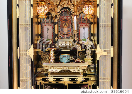 Golden Buddhist altar shooting for Shinshu Otani school (Higashi Honganji) 3 85616604