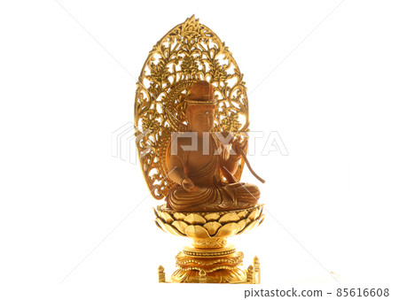 Kannon Bodhisattva sitting image Taken from an angle 1 85616608