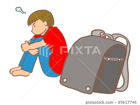 Developmental disability: A boy who does not want to go to elementary school and a black school bag Developmental disability: A boy who does not want to go to elementary school and a black school bag 85617746