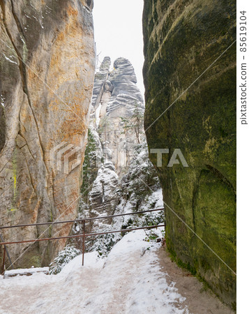 WSandstone rocks in Winter - Adrspach, Czech republic WSandstone rocks in Winter - Adrspach, Czech republic 85619104