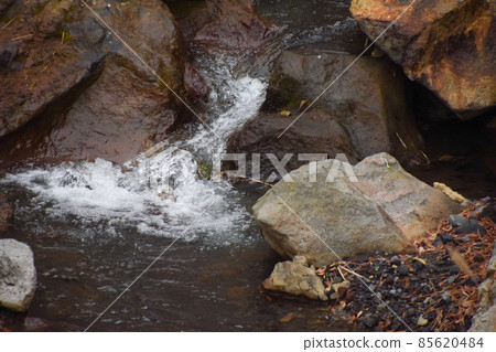 Mountain stream 85620484