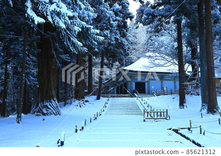 World Heritage Winter Hiraizumi Chusonji 85621312