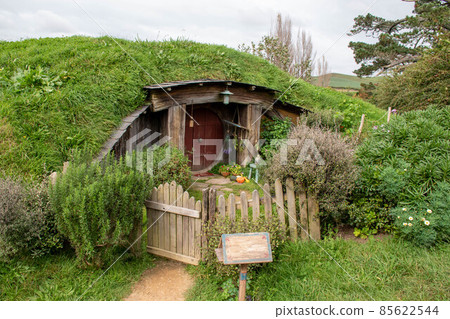 New Zealand Hobbit Village New Zealand Hobbit Village 85622544