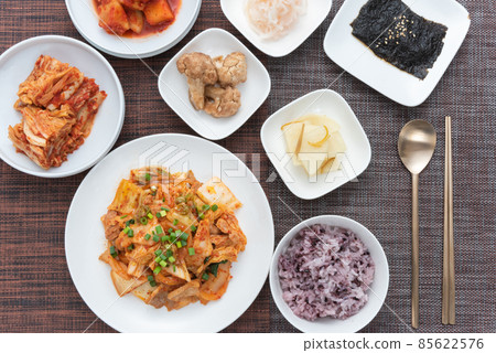 Pork kimchi set meal Pork kimchi set meal 85622576