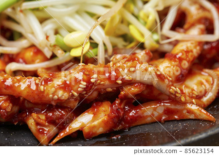 Korean food Ojin Onakuchipokmu Stir-fried sweet and spicy sardines Korean food Ojin Onakuchipokmu Stir-fried sweet and spicy sardines 85623154