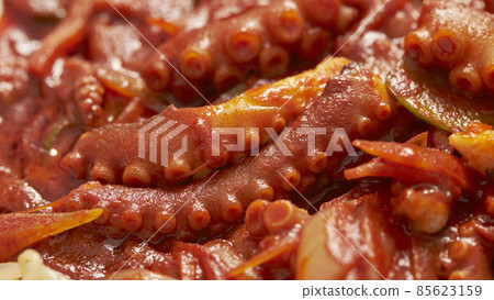 Korean food Ojin Onakuchipokmu Stir-fried sweet and spicy sardines 85623159