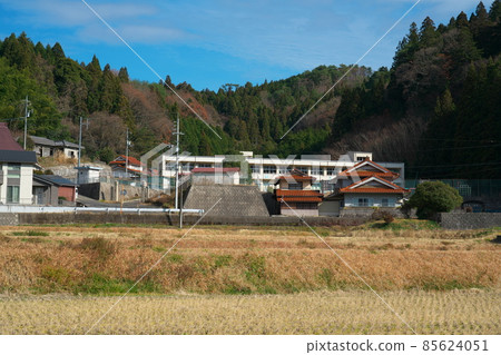 [停課]廣島縣神石區神石高原町舊神石高原町高富小學的風景 85624051