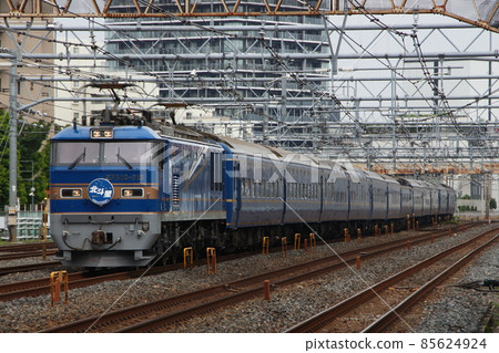 Sleeper limited express Hokutosei (blue: EF510 tow) Sleeper limited express Hokutosei (blue: EF510 tow) 85624924