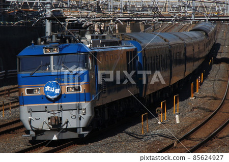 臥舖特快北斗星(藍色:EF510拖車) 臥舖特快北斗星(藍色:EF510拖車) 85624927