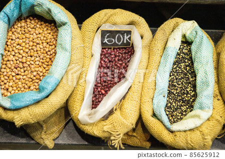 東南亞市場銷售各種豆類 85625912