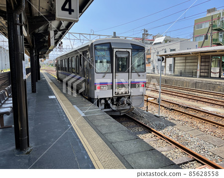 Kiha 120 22 of JR West stopped at Itoigawa Station Kiha 120 22 of JR West stopped at Itoigawa Station 85628558