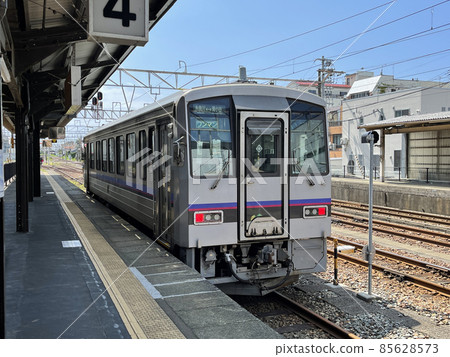 Kiha 120 22 of JR West stopped at Itoigawa Station Kiha 120 22 of JR West stopped at Itoigawa Station 85628573