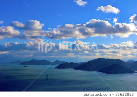 The clear Seto Inland Sea The clear Seto Inland Sea 85628856