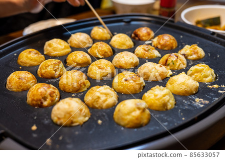 Very delicious Japanese homemade takoyaki and Akashiyaki Very delicious Japanese homemade takoyaki and Akashiyaki 85633057