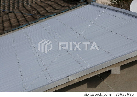Corrugated roof image 85633689