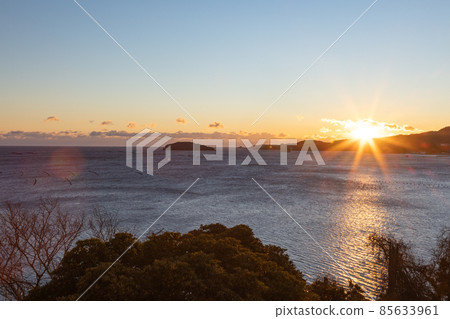 《Miyagi Prefecture》 Sunrise in Shizugawa Bay, Minamisanriku Town 《Miyagi Prefecture》 Sunrise in Shizugawa Bay, Minamisanriku Town 85633961