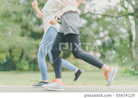 Running friends 85634129