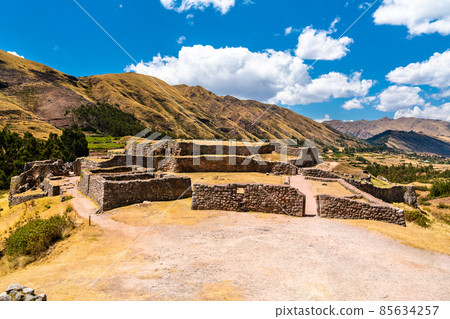 Puka Pukara Fortress in Cusco, Peru Puka Pukara Fortress in Cusco, Peru 85634257