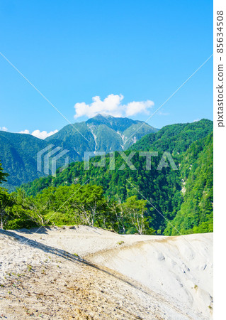 Mt. Kaikoma seen from the summit of Mt. Hinata 85634508