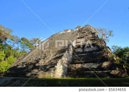危地馬拉瑪雅文明 Talud-tablero 寺，位於被稱為蒂卡爾失落世界的地區 85634650