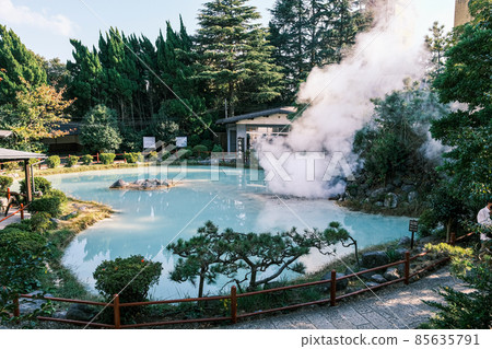 Beppu Hell Tour (Shiraike Jigoku) 01 Beppu Hell Tour (Shiraike Jigoku) 01 85635791