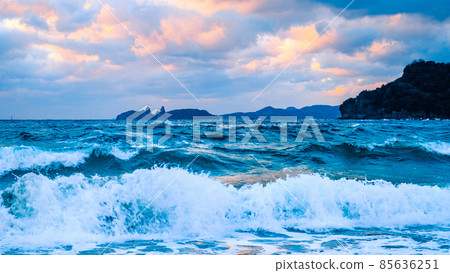 黃昏的海邊 85636251