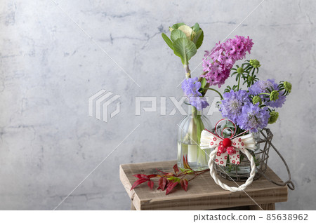 新年裝飾，shimenawa 裝飾，scabiosa 85638962