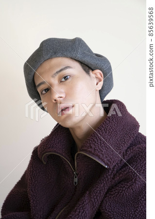 Men's fashion portrait winter 85639568