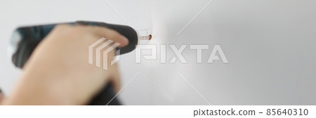 Qualified foreman at work Qualified foreman at work 85640310