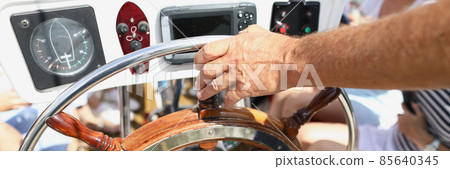 Round shaped metal wheel Round shaped metal wheel 85640345