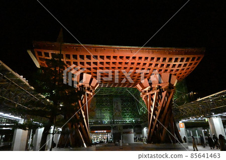 JR金澤站都津門夜景 85641463