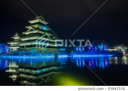 National treasure Matsumoto Castle laser mapping (projection mapping) 85642526