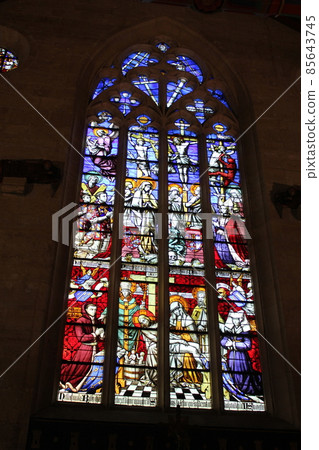 Beautiful stained glass in Hôtel-Dieu in Beaune, France 85643745