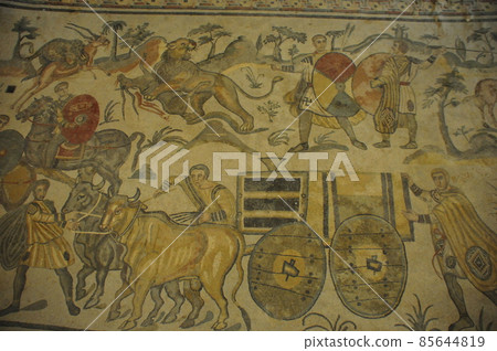 Italy, Sicily, Piazza Armerina, ancient Roman villa in Casale, mosaic floor 85644819