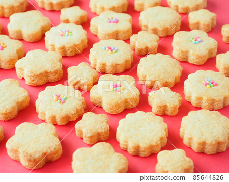 Lots of cookies Lots of cookies 85644826