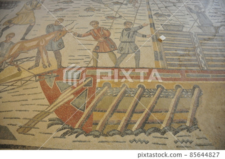 Italy, Sicily, Piazza Armerina, ancient Roman villa in Casale, mosaic floor 85644827