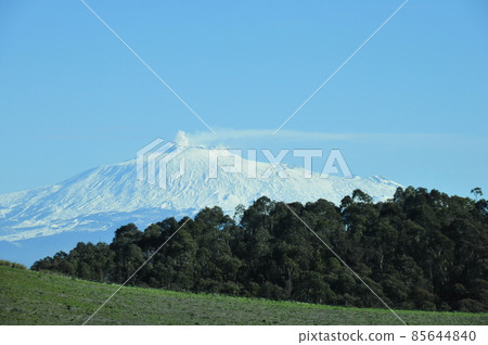 Italy, Sicily, near Enna, Mount Etna Italy, Sicily, near Enna, Mount Etna 85644840
