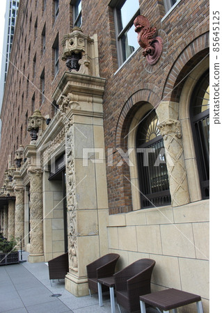 Nakanoshima Daibiru Higobashi Station Taminobashi Osaka Metro Restaurant Western-style brick building 85645125