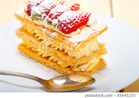 napoleon strawberry cake dessert napoleon strawberry cake dessert 85645255