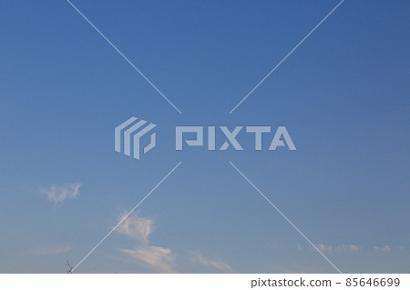 Image of a clear and cloudless sky can be used as background 85646699