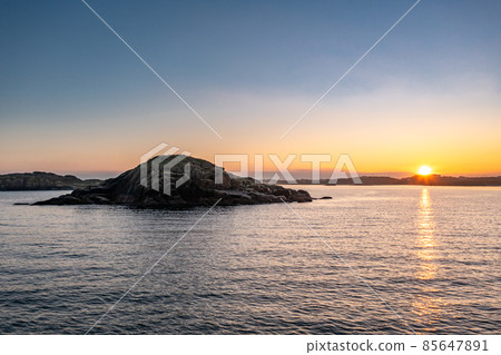 The turtle shaped island at Kincasslagh to Cruit Island in County Donegal - Ireland The turtle shaped island at Kincasslagh to Cruit Island in County Donegal - Ireland 85647891