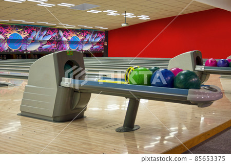 Bowling ball return machine Bowling ball return machine 85653375