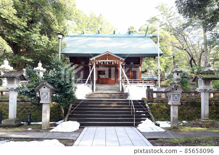 Yamashiro Onsen Hatori Shrine (Kaga City, Ishikawa Prefecture) 85658096