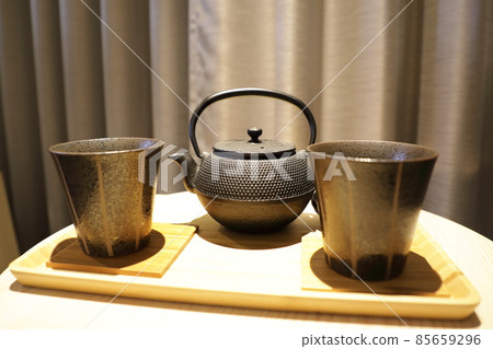 Ironware Kyusu and teacup 85659296