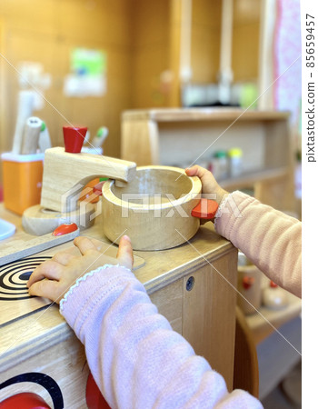 雙手玩房子 85659457