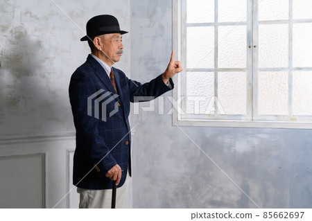 一位大四學生 85662697