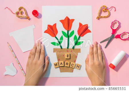 Children gift for Birthday or Mother's Day 8 march. How to make paper flower for greeting card. Simple creative art project. Step by step instructions. Children gift for Birthday or Mother's Day 8 march. How to make paper flower for greeting card. Simple creative art project. Step by step instructions. 85665531