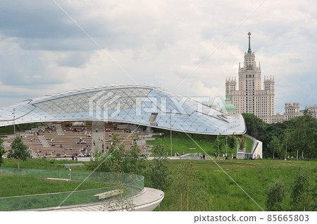 view of the high-rise on Kotelnicheskaya embankment and Zaryadye park in Moscow 85665803