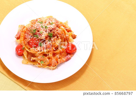Tagliatelle wide pasta spaghetti Tagliatelle wide pasta spaghetti 85668797
